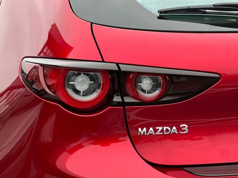 Certified 2025 MAZDA MAZDA3 s Sport image 31