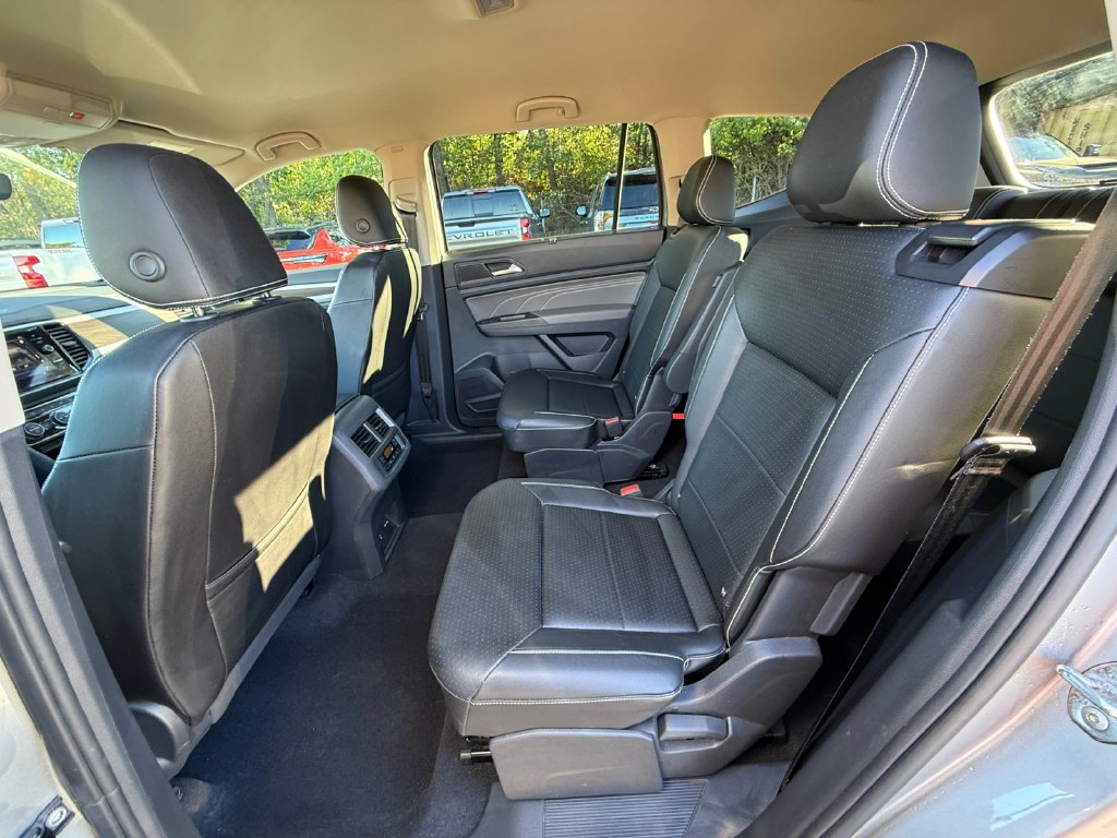 Used 2023 Volkswagen Atlas SE AWD/4WD image 23