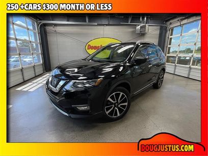 Used 2017 Nissan Rogue SL w/ SL Premium Package