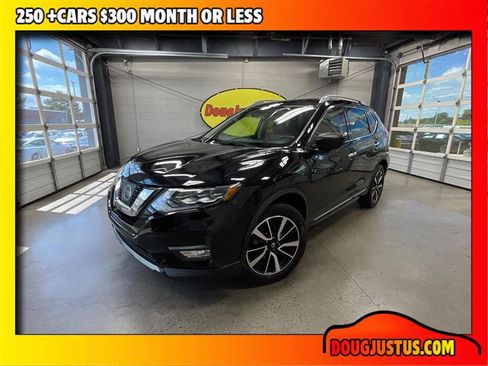 Used 2017 Nissan Rogue SL w/ SL Premium Package AWD/4WD image 1