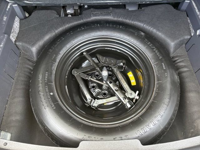 Used 2017 Jeep Compass High Altitude AWD/4WD image 19