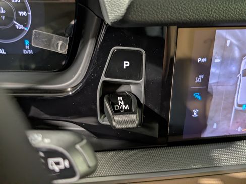 New 2026 Porsche Cayenne AWD/4WD image 39