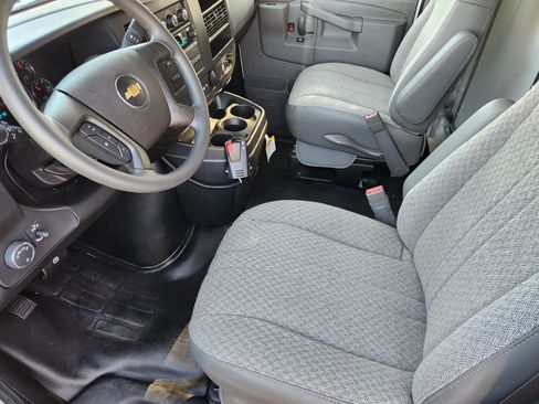 New 2025 Chevrolet Express 4500 w/ Power Convenience Package image 3