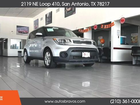Used 2018 Kia Soul FWD image 34