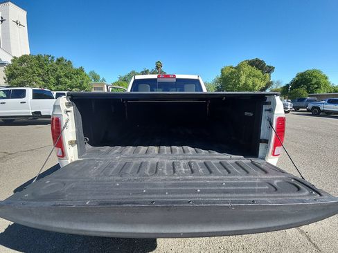 Used 2018 RAM 1500 Laramie w/ Convenience Group AWD/4WD image 20