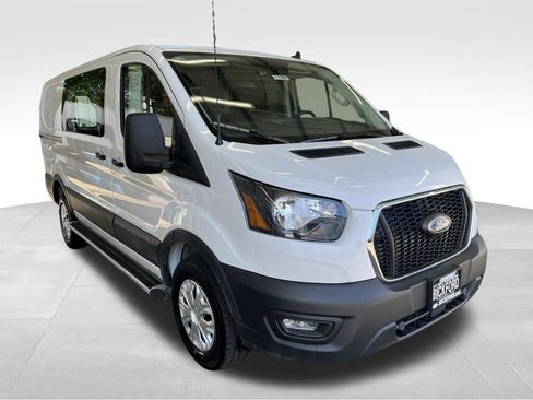 Used 2025 Ford Transit 250 Low Roof w/ Exterior Upgrade Package RWD image 3