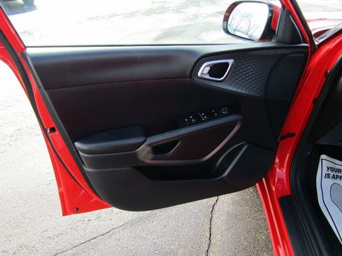 Used 2021 Kia Soul GT-Line FWD image 20
