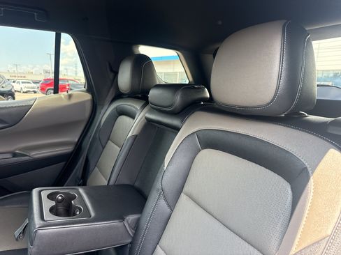 Certified 2025 Chevrolet Equinox LT w/ Convenience Package II AWD/4WD image 33