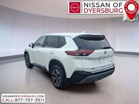 Used 2023 Nissan Rogue SV image 5