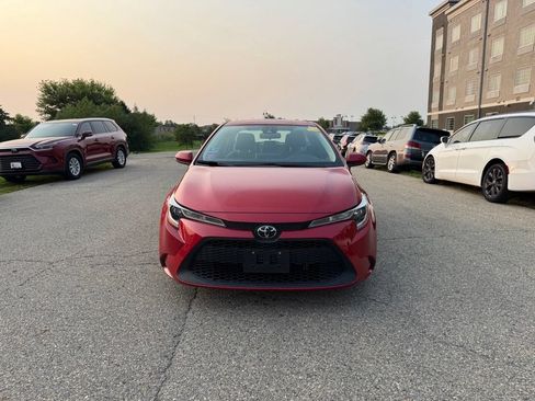 Used 2021 Toyota Corolla LE FWD image 12