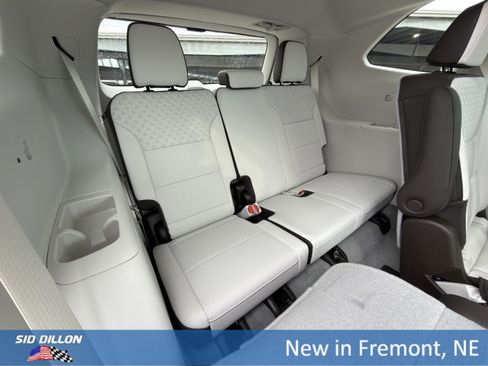 New 2026 GMC Acadia Denali w/ Super Cruise Package image 24