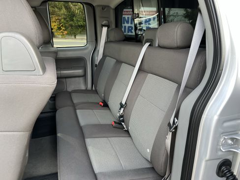 Used 2004 Ford F150 XLT image 14