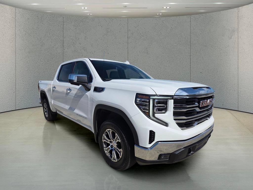 Used 2025 GMC Sierra 1500 SLT AWD/4WD image 7
