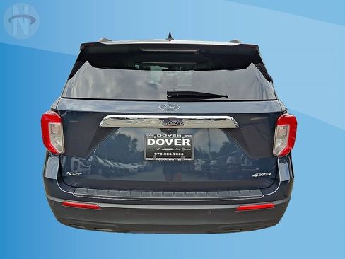 Used 2023 Ford Explorer XLT AWD/4WD image 15