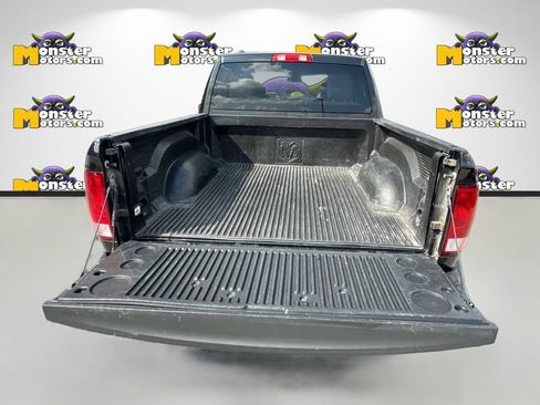Used 2019 RAM 1500 Express w/ Wheel & Sound Group AWD/4WD image 27