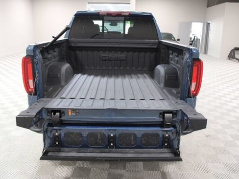 Used 2025 GMC Sierra 1500 Denali w/ Denali Reserve Package AWD/4WD image 14