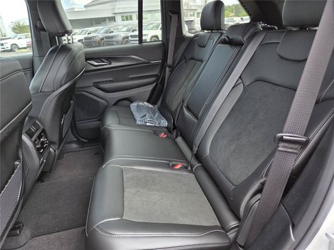 New 2025 Jeep Grand Cherokee Altitude RWD image 51