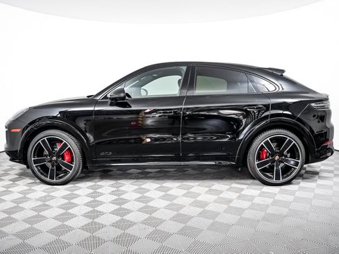 Certified 2023 Porsche Cayenne GTS AWD/4WD image 2
