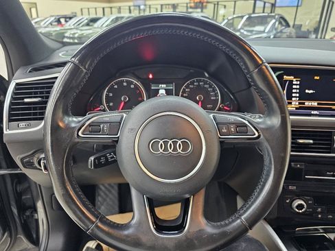 Used 2017 Audi Q5 2.0T Premium Plus w/ Technology Package AWD/4WD image 31