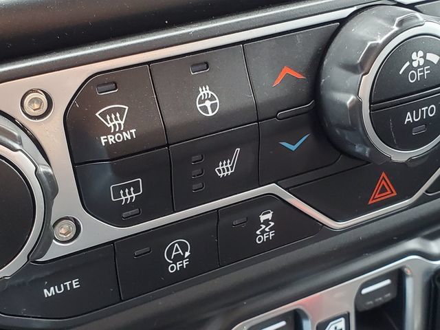 Used 2021 Jeep Wrangler Unlimited Sahara AWD/4WD image 23