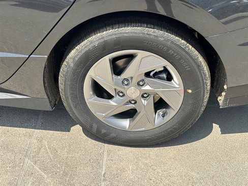 New 2026 Hyundai Sonata SE FWD image 24