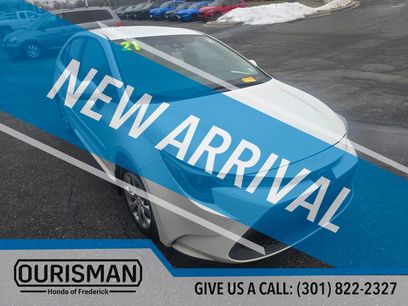Used 2021 Toyota Corolla LE w/ Carpet Mat Package (TMS)