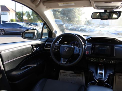 Used 2018 Honda Clarity Plug-In Hybrid image 23