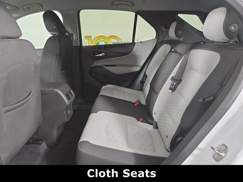 Used 2020 Chevrolet Equinox LS w/ LS Convenience Package FWD image 12