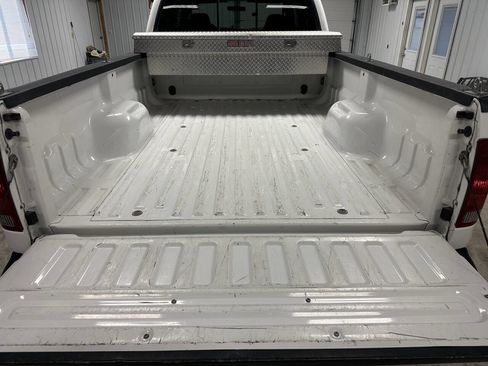 Used 2005 Ford F250 XLT image 8