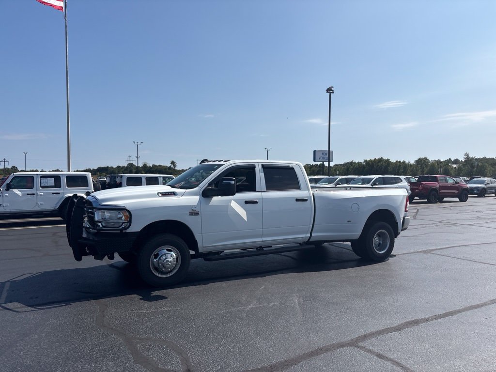 Used 2023 RAM 3500 Tradesman AWD/4WD image 3