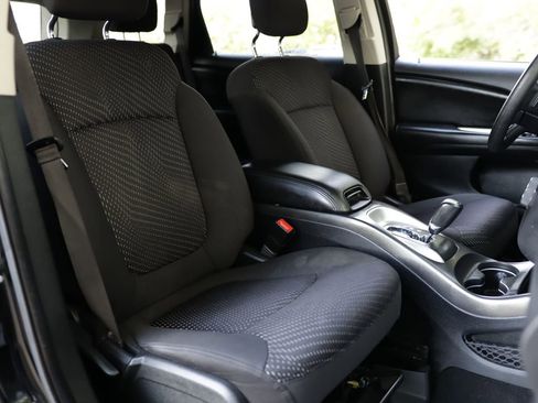 Used 2017 Dodge Journey SE FWD image 27