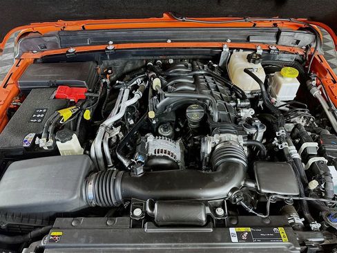 Used 2023 Jeep Gladiator Rubicon w/ Cold Weather Group image 33