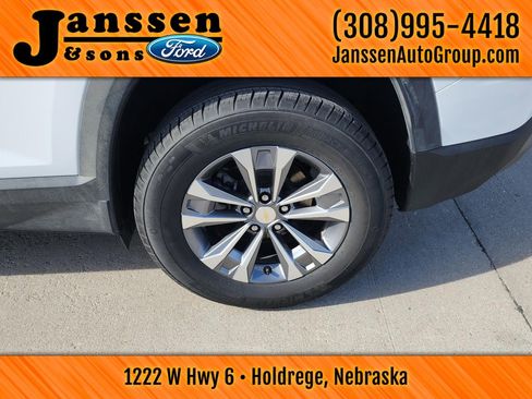 Used 2025 Chevrolet Equinox LT image 16