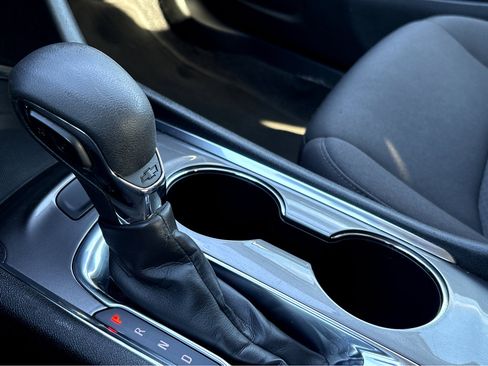 Used 2023 Chevrolet Malibu LT image 16