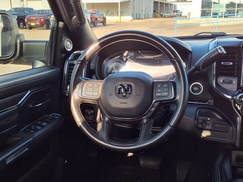 Used 2022 RAM 2500 Limited AWD/4WD image 18
