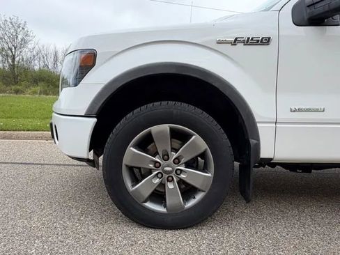 Used 2014 Ford F150 FX4 w/ Equipment Group 402A Luxury AWD/4WD image 26