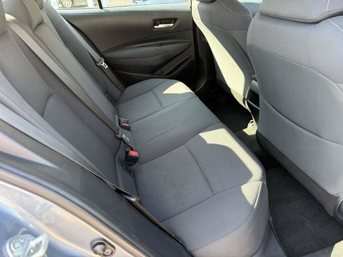 Used 2021 Toyota Corolla LE FWD image 19