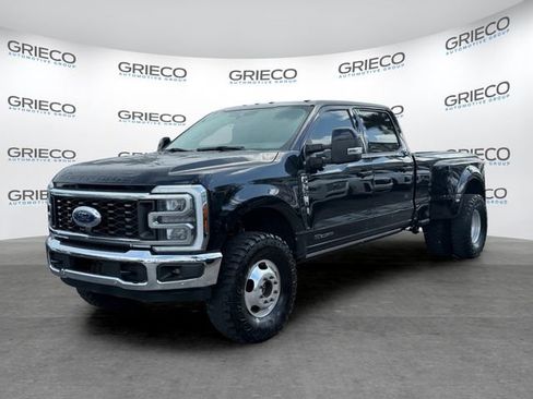 Used 2024 Ford F350 Lariat w/ Lariat Ultimate Package AWD/4WD image 3