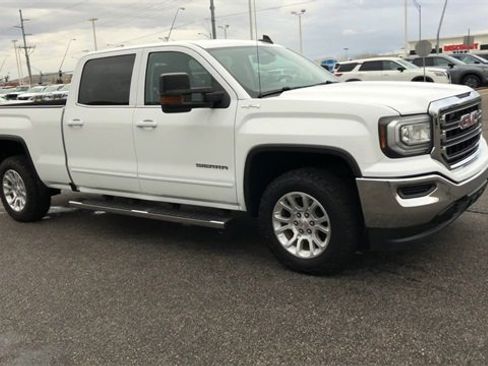 Used 2016 GMC Sierra 1500 SLE image 2