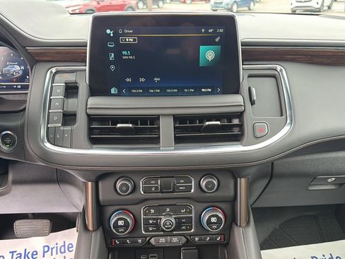 Used 2023 Chevrolet Tahoe High Country AWD/4WD image 11