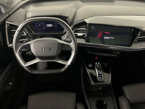 Used 2023 Audi Q4 e-tron Premium Plus w/ Premium Plus image 19