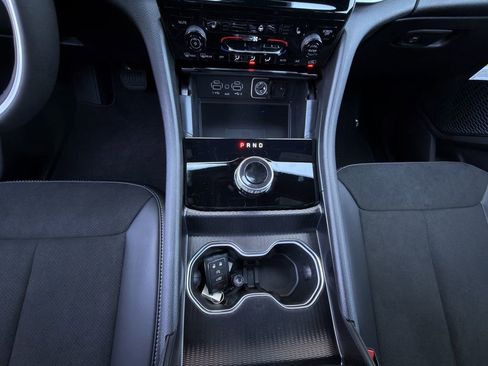 New 2025 Jeep Grand Cherokee L Altitude image 17
