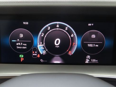 New 2026 Volkswagen Tiguan SE FWD image 12