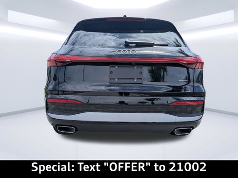 Certified 2025 Audi Q5 Prestige AWD/4WD image 5