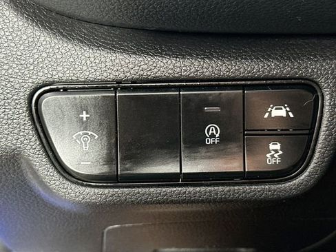 Used 2022 Kia Seltos Nightfall Edition image 24