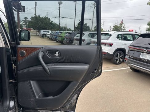 Used 2020 Nissan Armada SL w/ Premium Package AWD/4WD image 12