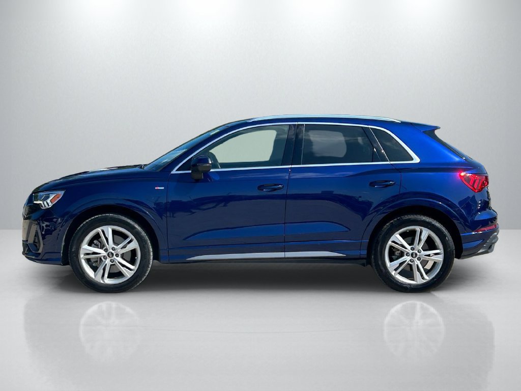 Used 2023 Audi Q3 2.0T Premium Plus w/ Premium Plus Package AWD/4WD image 8