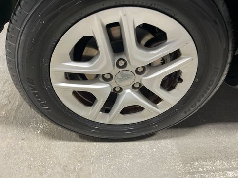 Used 2017 Jeep Compass Sport AWD/4WD image 39