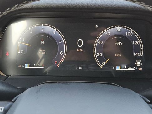 New 2025 Jeep Grand Cherokee Limited image 18