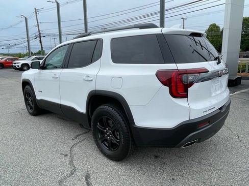 Used 2023 GMC Acadia AT4 w/ Preferred Package AWD/4WD image 7